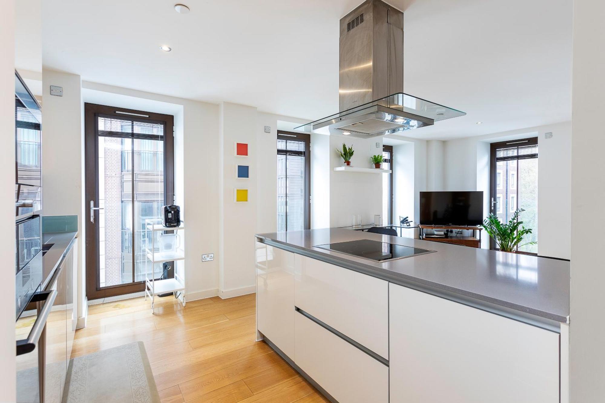 Serene Cityscape - 2Br Luxury Westminster Apartment London Exterior photo